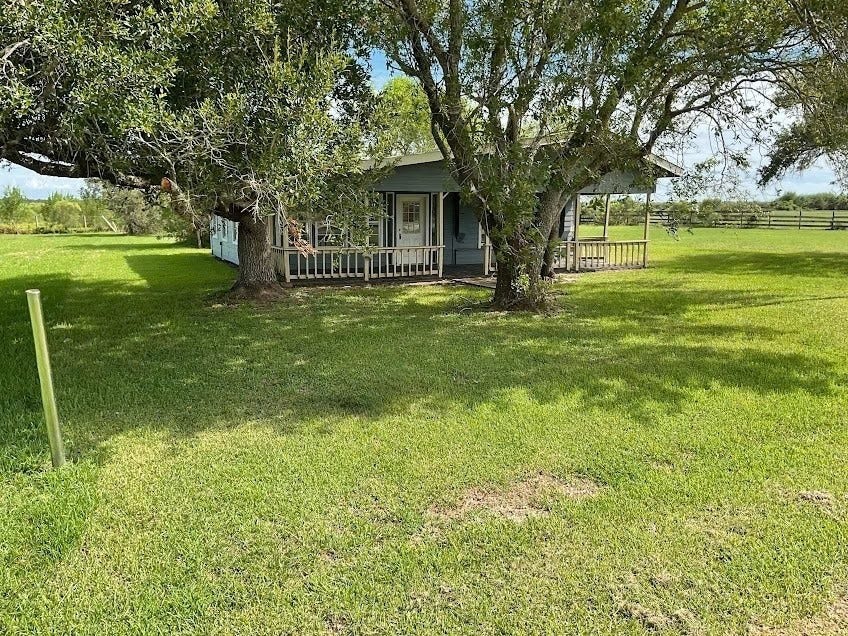 Property photo for 5589 County Road 469, Brazoria, TX