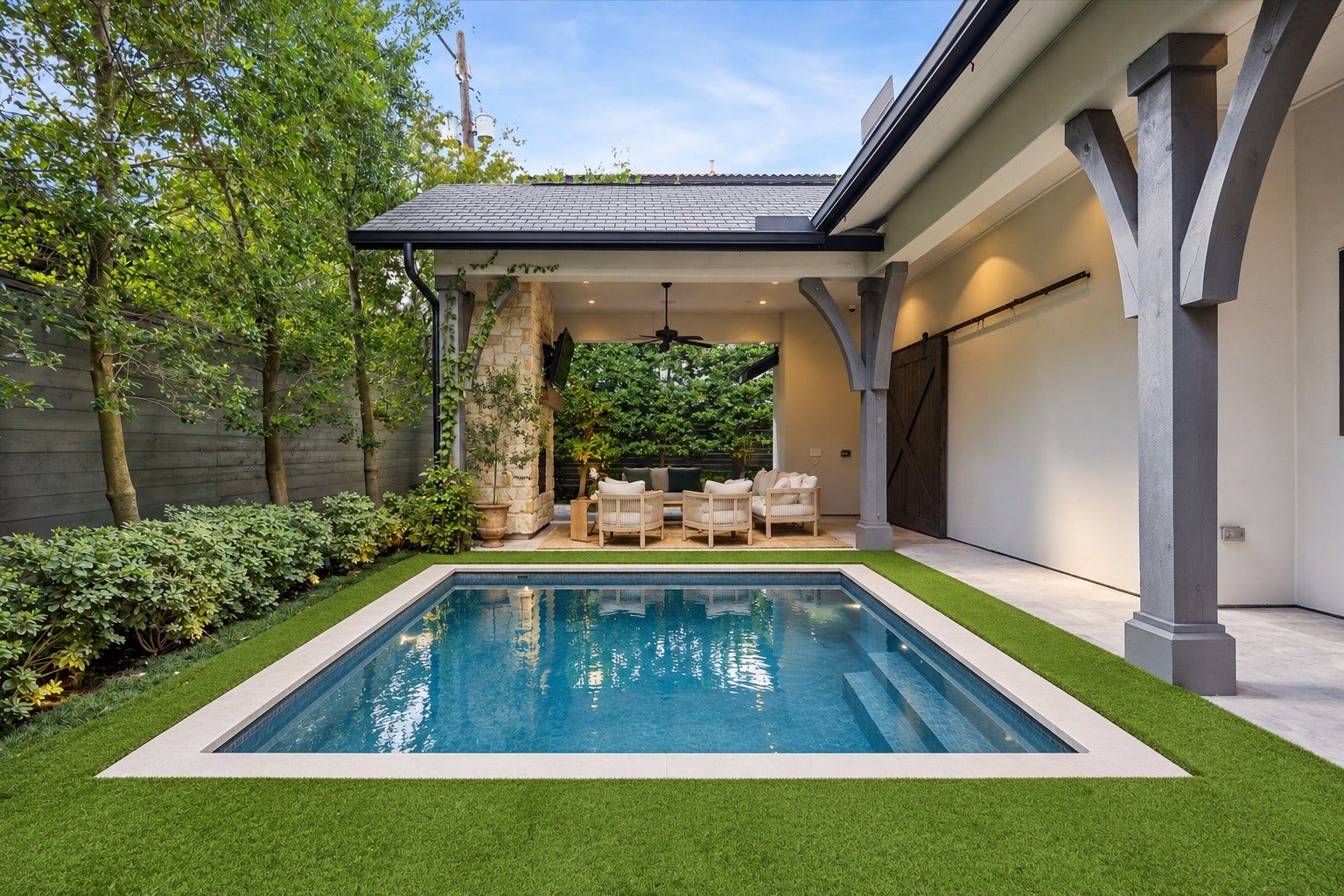 3402 Banbury Place, Houston, TX 77027 *Virtual pool rendering*
