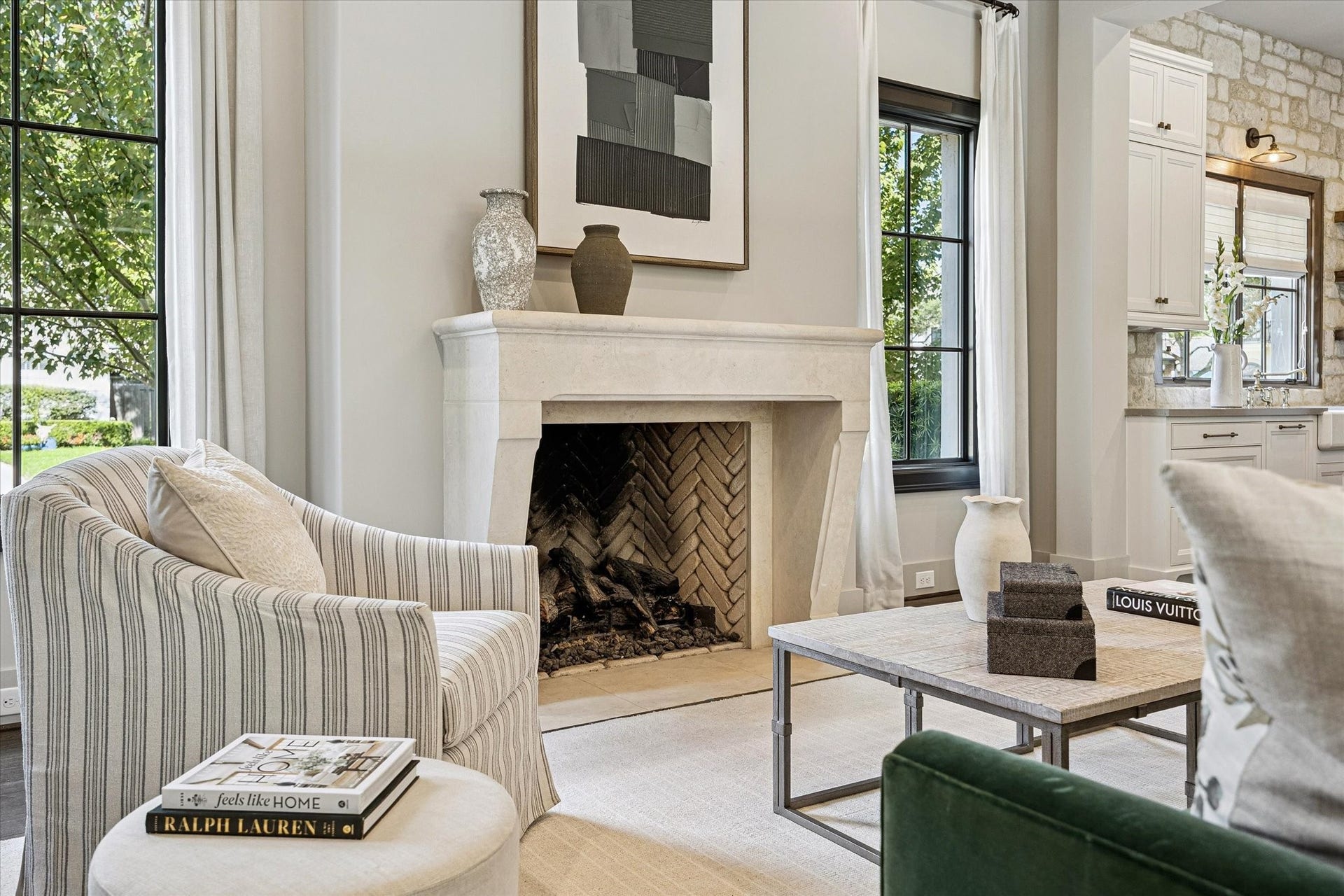 3402 Banbury Place, Houston, TX 77027 3402 Banbury Place, Houston, TX 77027