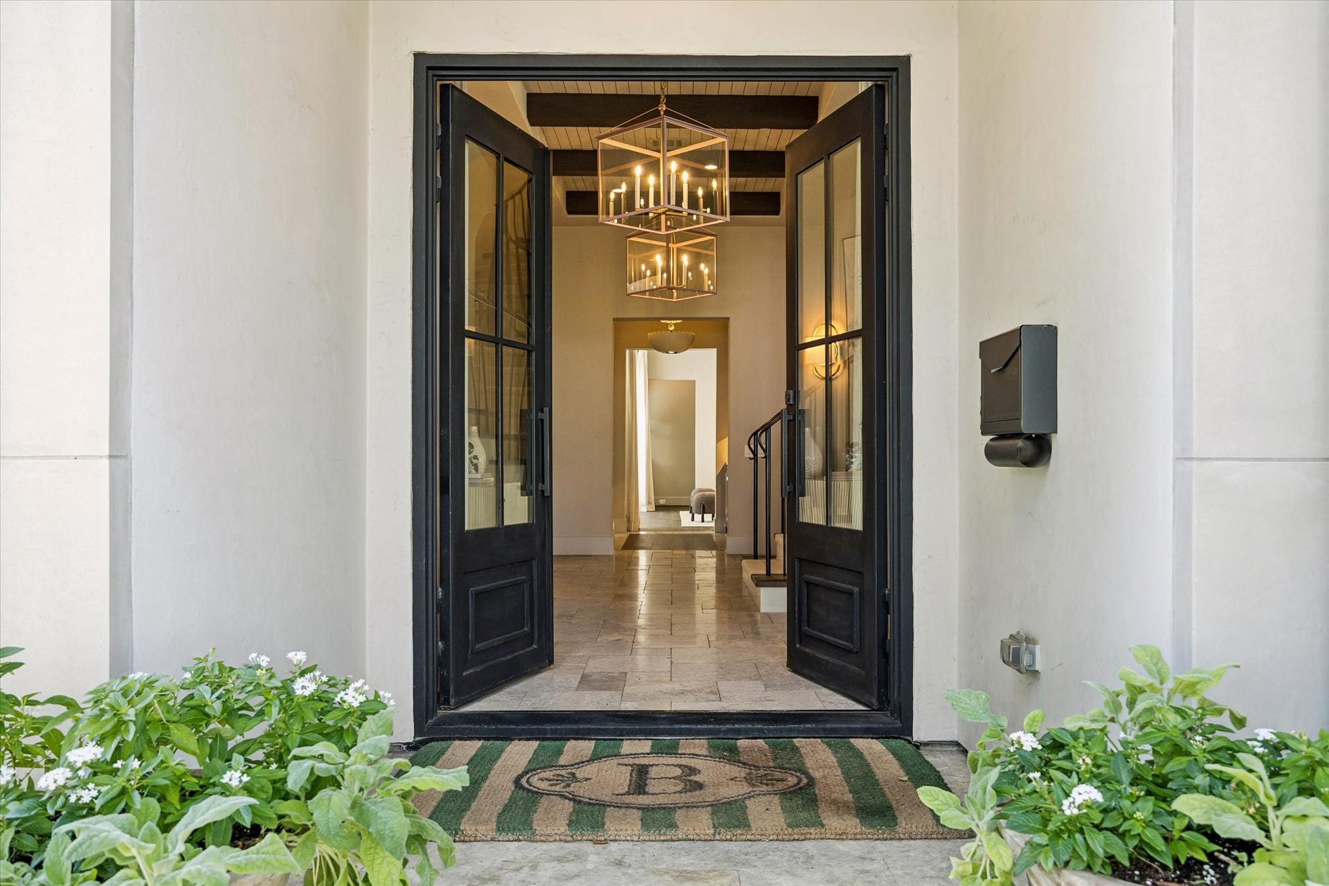 3402 Banbury Place, Houston, TX 77027 3402 Banbury Place, Houston, TX 77027