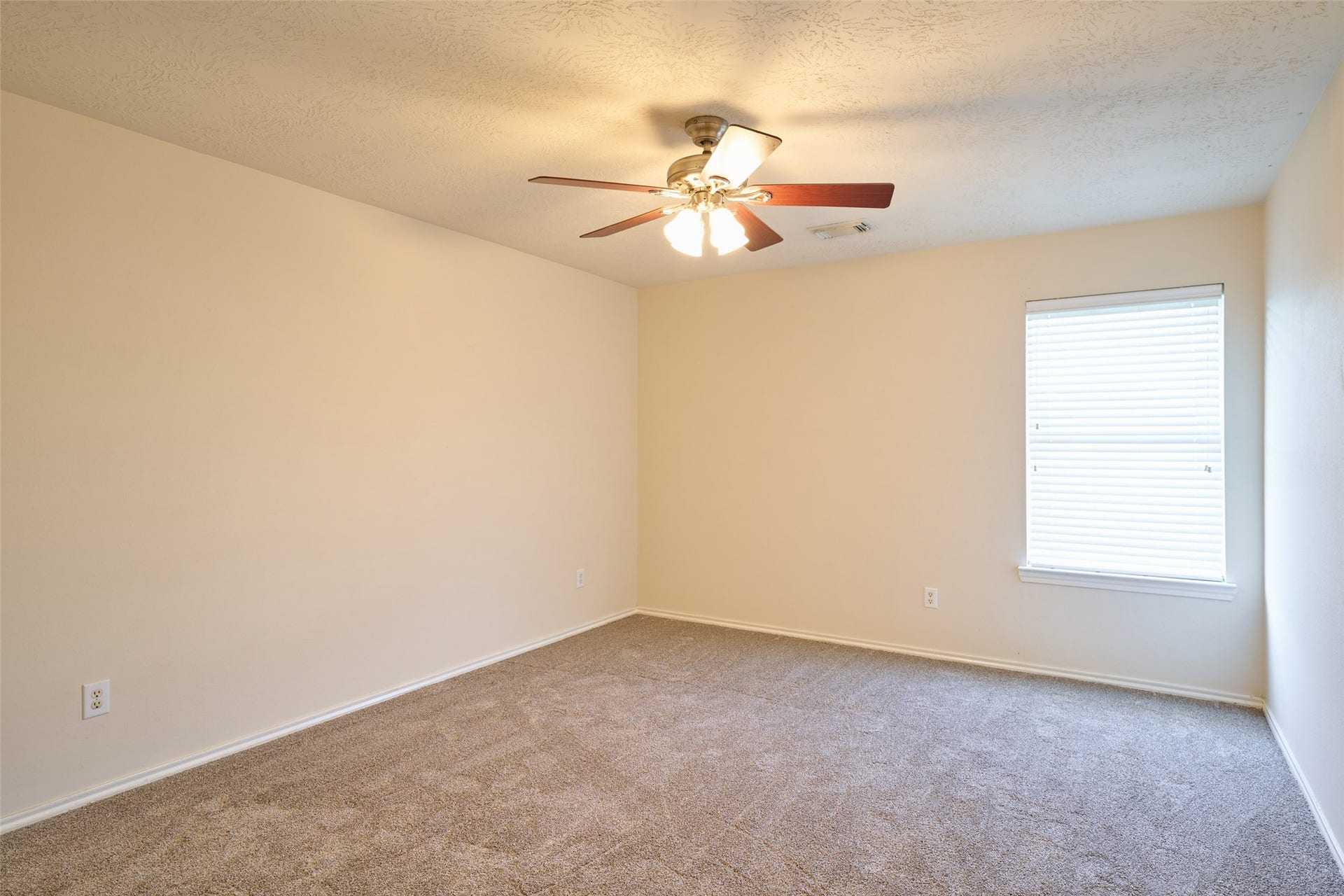 4923 Forest Hurst Drive, Spring, TX 77373 4923 Forest Hurst Drive, Spring, TX 77373