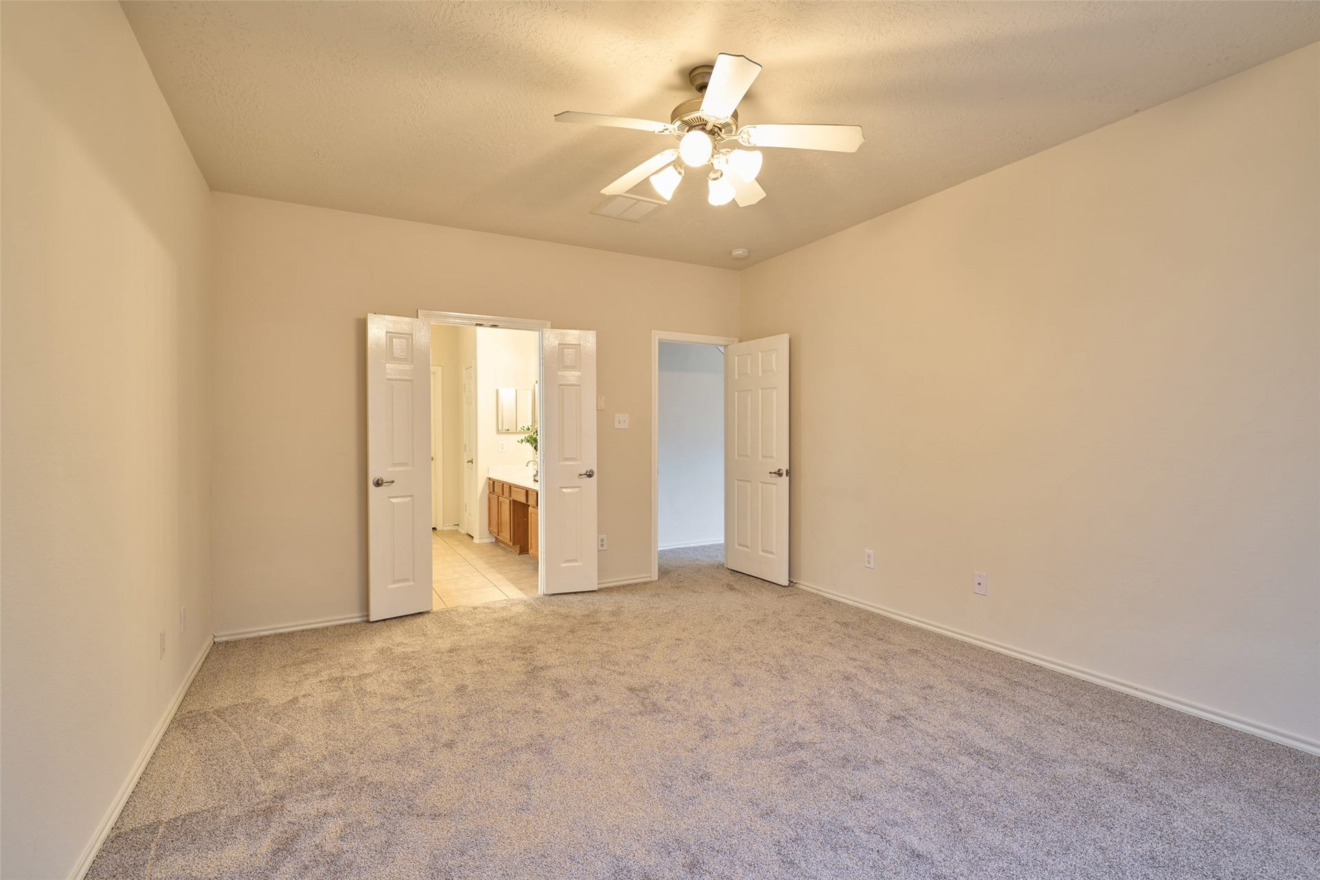 4923 Forest Hurst Drive, Spring, TX 77373 4923 Forest Hurst Drive, Spring, TX 77373