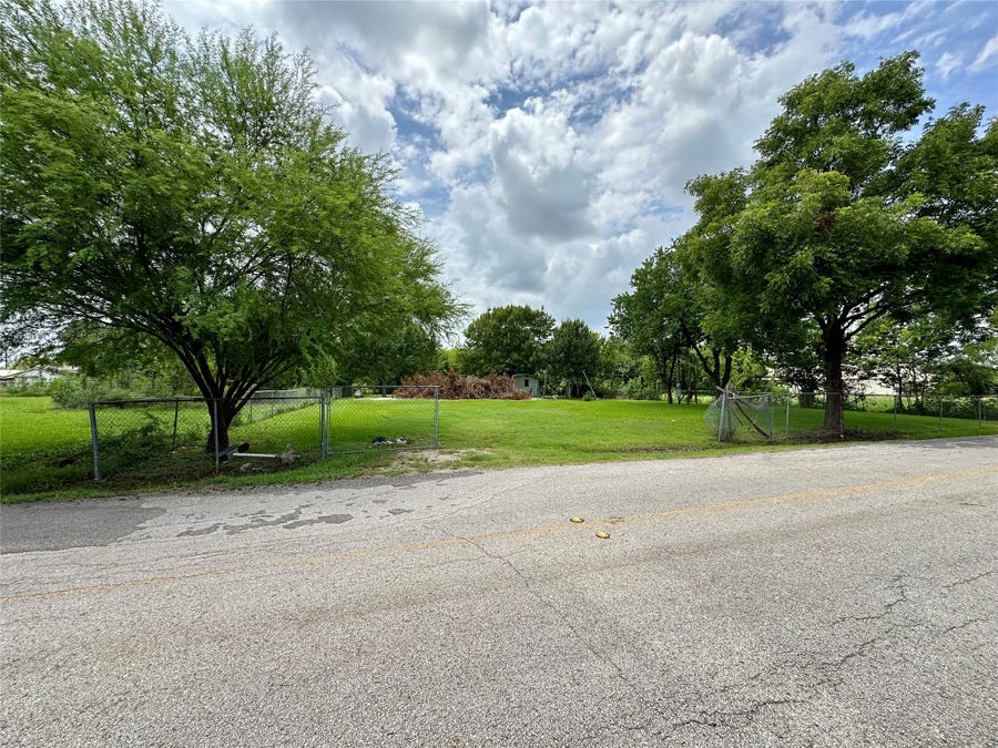 Property photo for 16020 1/2 Sam Brookins Street, Sugar Land, TX