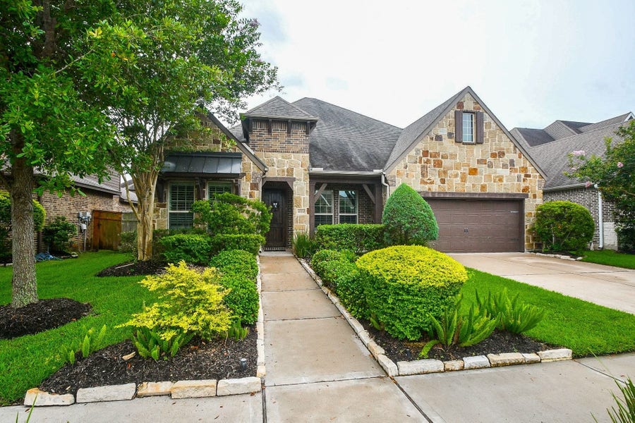 Property photo for 10210 Majestic Court, Missouri City, TX