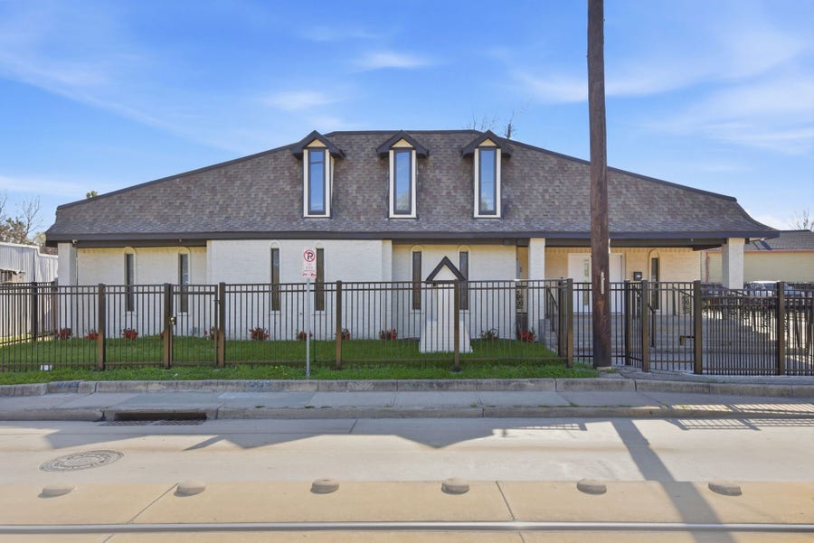 Property photo for 3911 Fulton Street, Houston, TX
