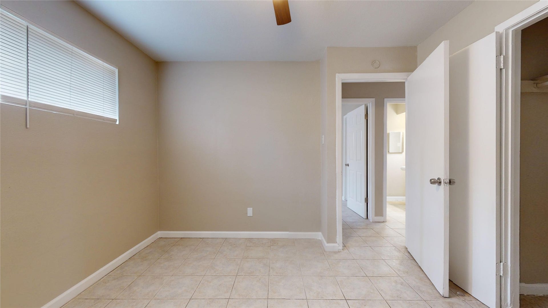 5017 Mallow Street, Houston, TX 77033