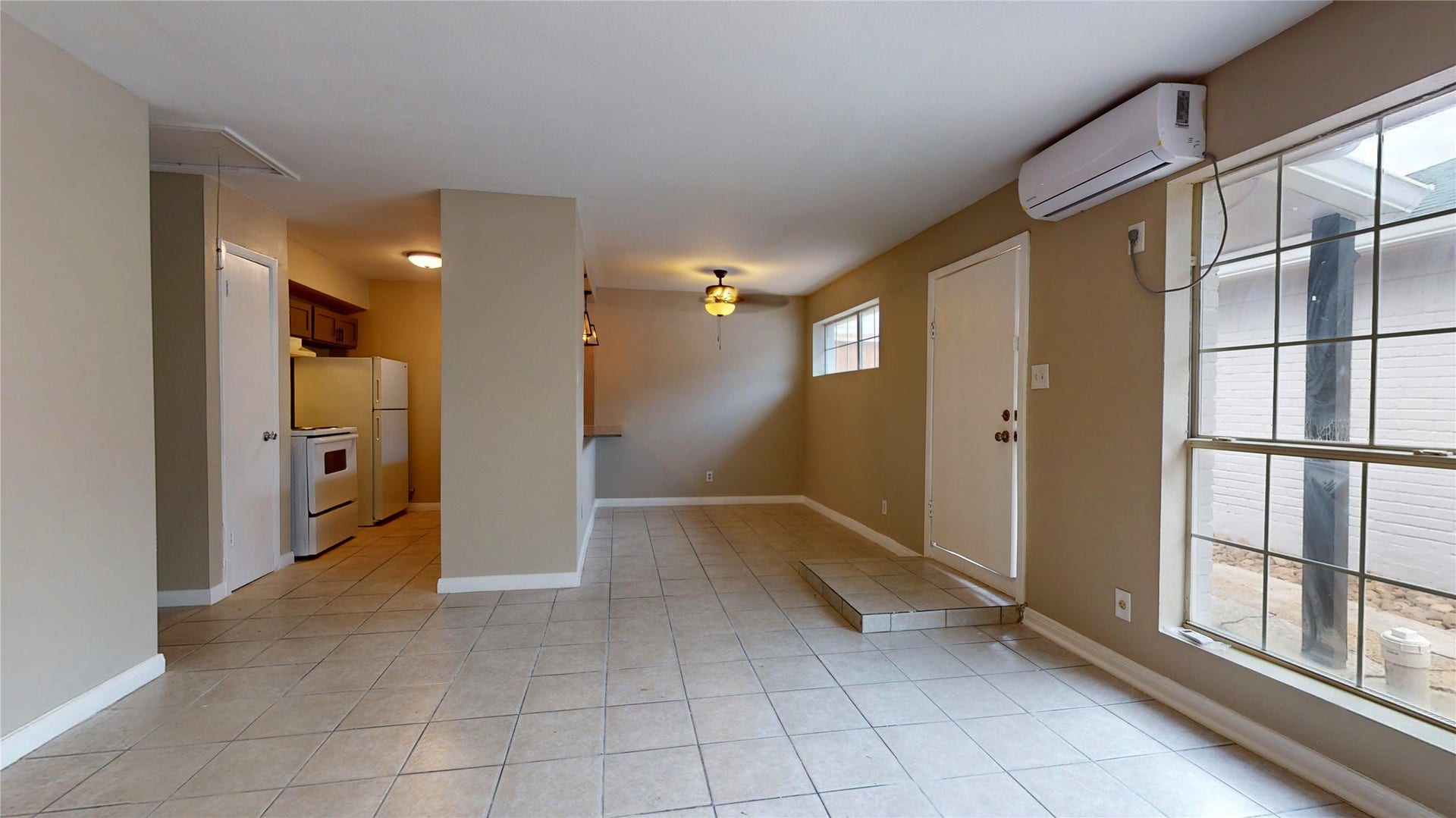 5017 Mallow Street, Houston, TX 77033