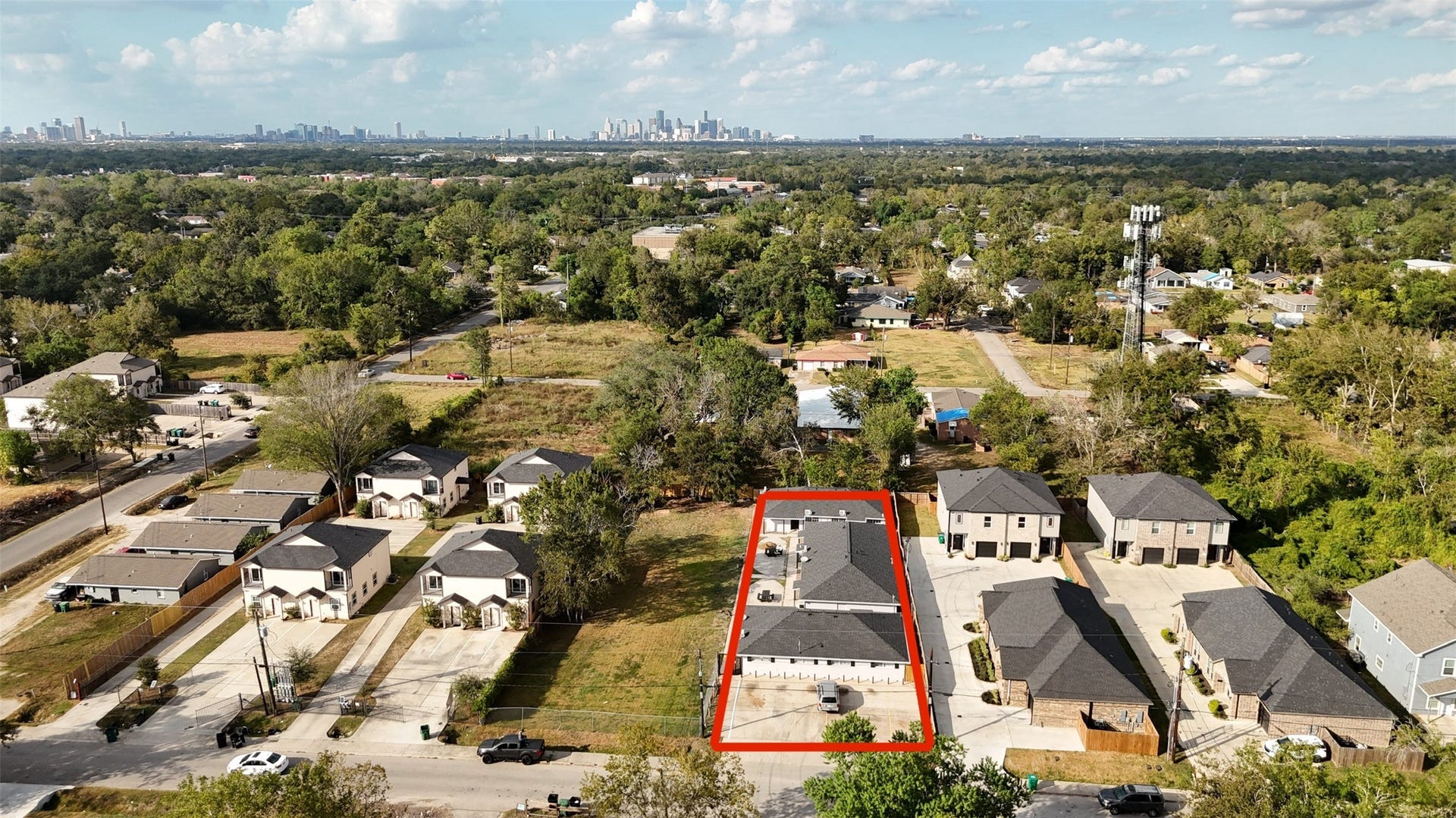 5017 Mallow Street, Houston, TX 77033