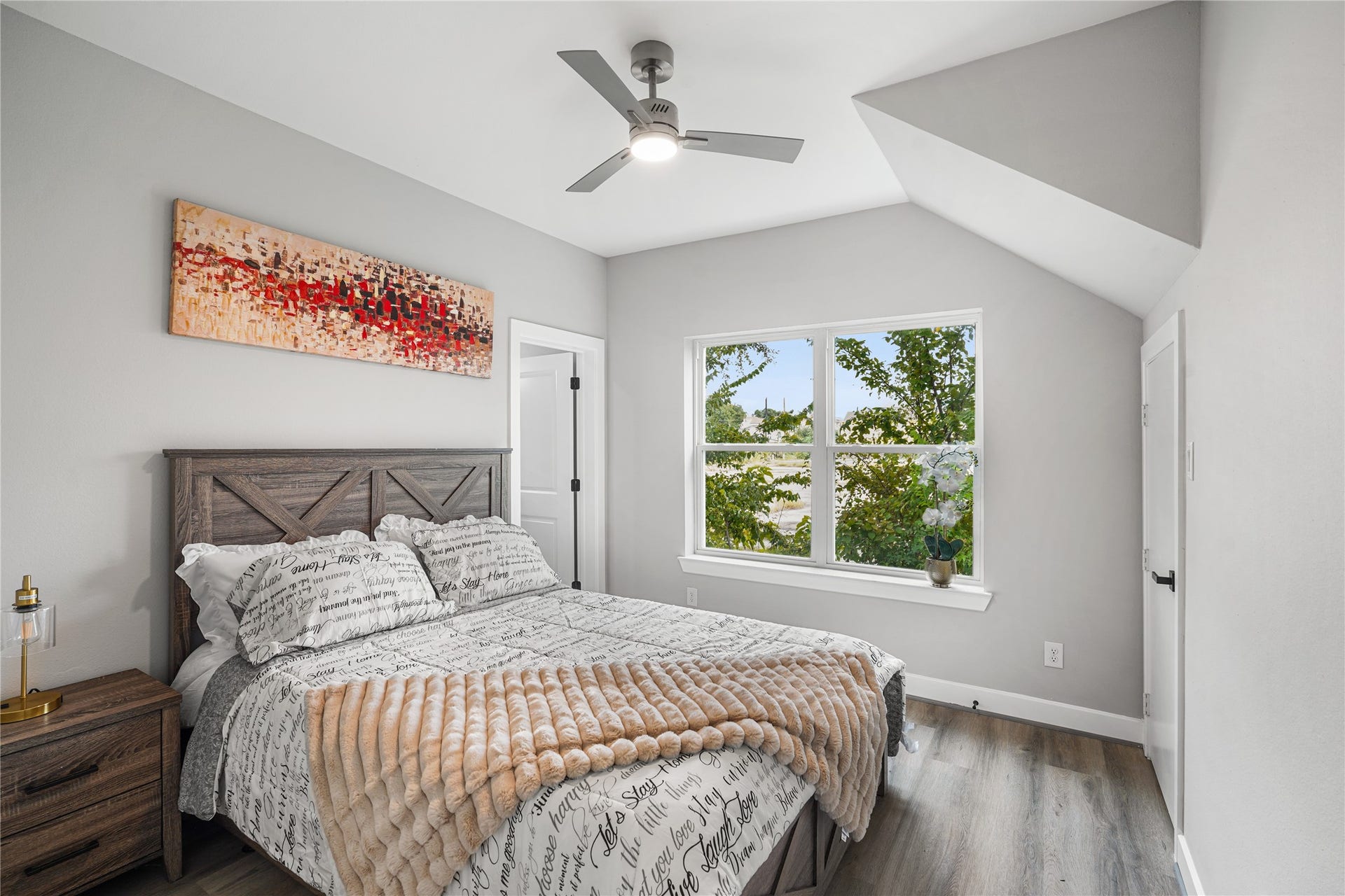 1222 W 18th Street, Houston, TX 77008 1222 W 18th Street, Houston, TX 77008