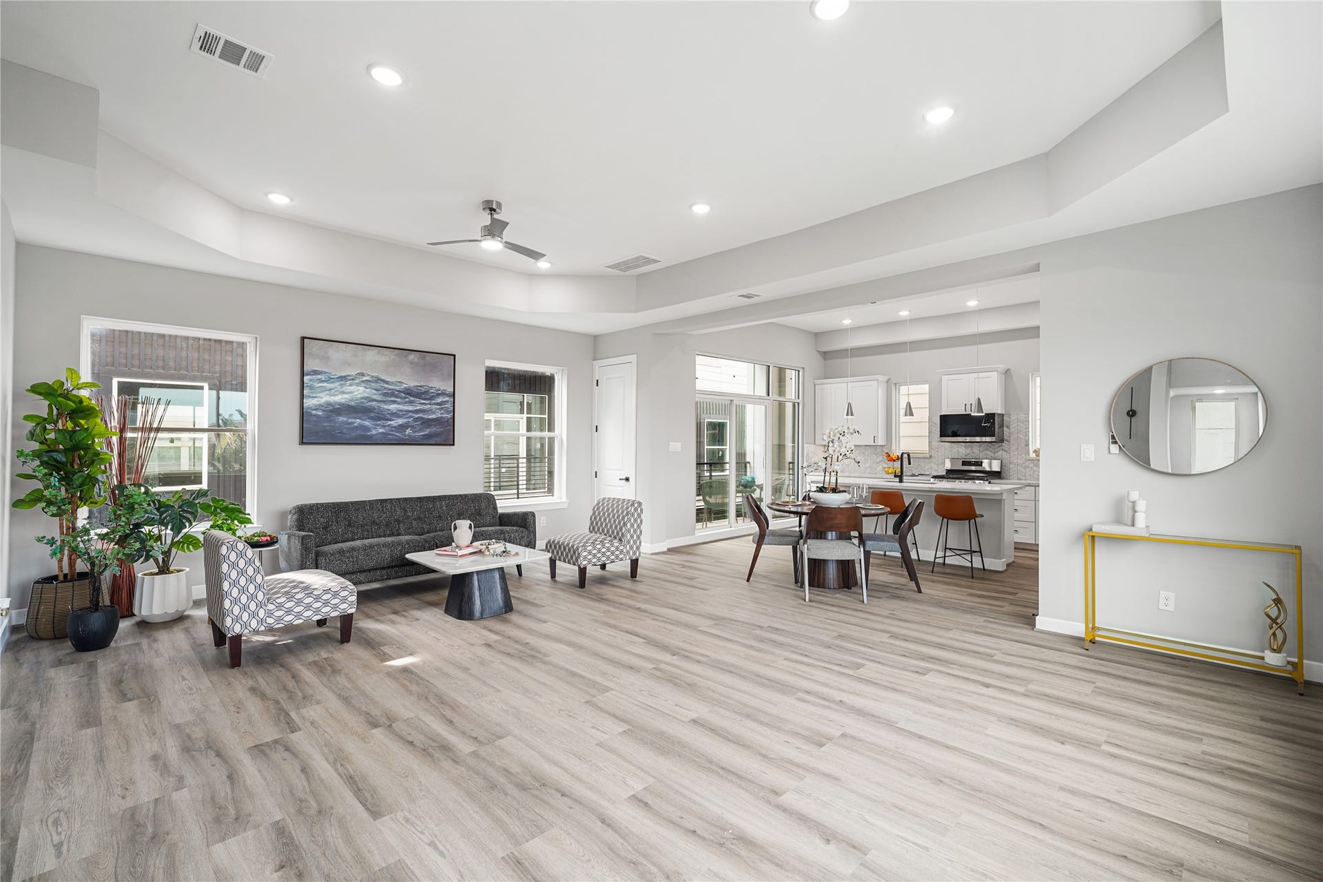 1222 W 18th Street, Houston, TX 77008 1222 W 18th Street, Houston, TX 77008