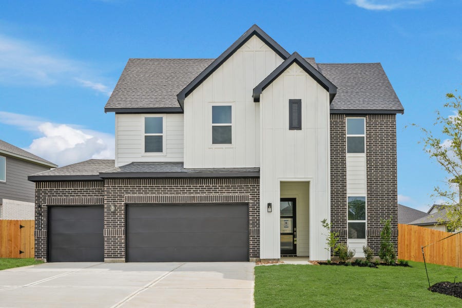 Property photo for 4526 Iguaza Falls Drive, Conroe, TX