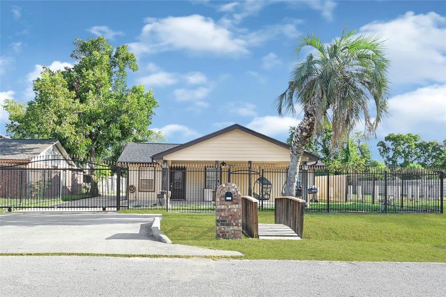 Property photo for 7337 Miley Street, Houston, TX
