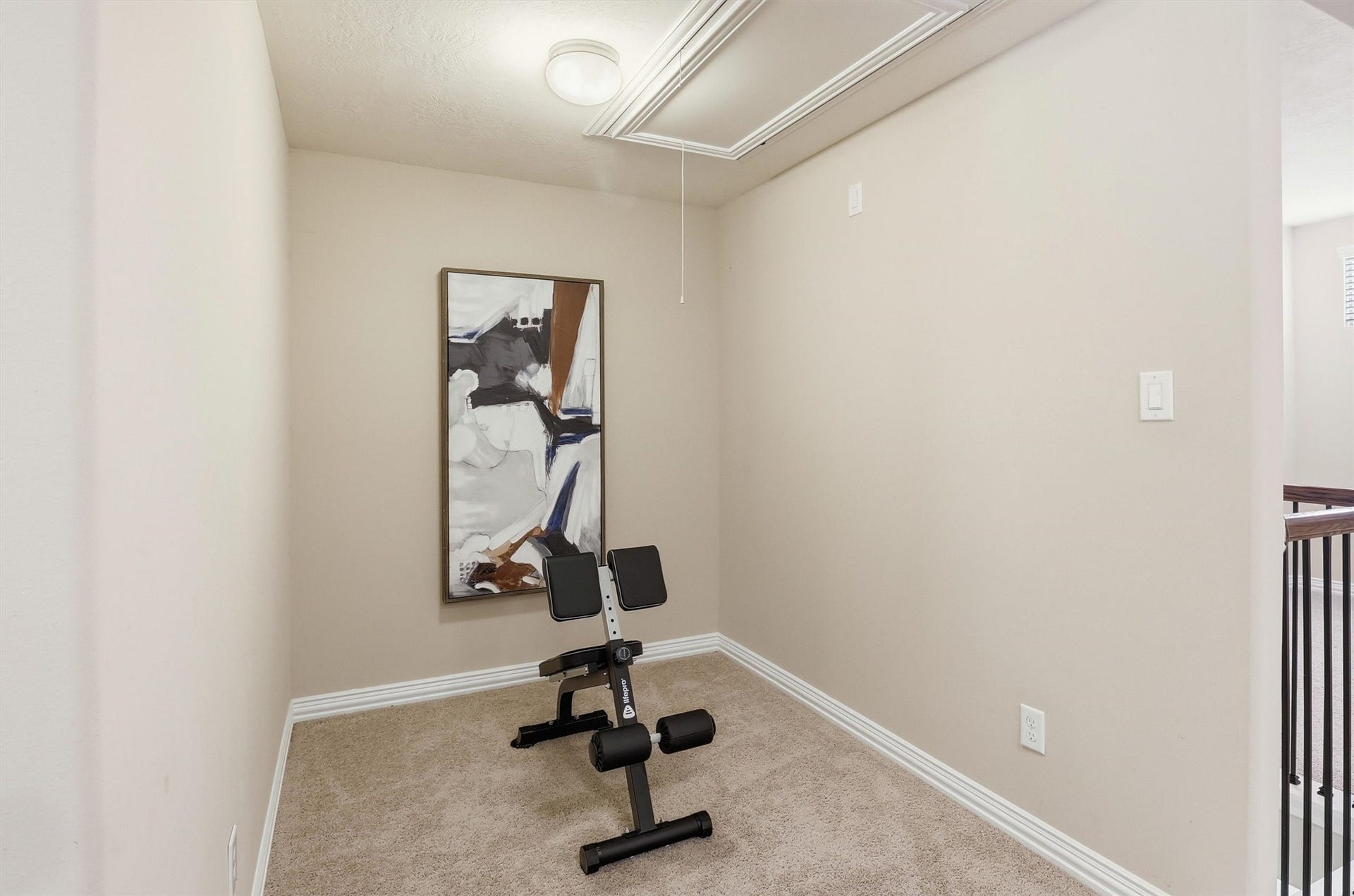 3219 Cotton Ranch Drive, Katy, TX 77494 A dedicated flex nook offers the perfect spot for fitness equipment, a study station, hobby area, or additional storage.