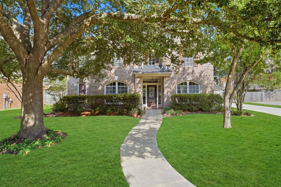 Property photo for 2443 Riverway Oak Drive, Kingwood, TX