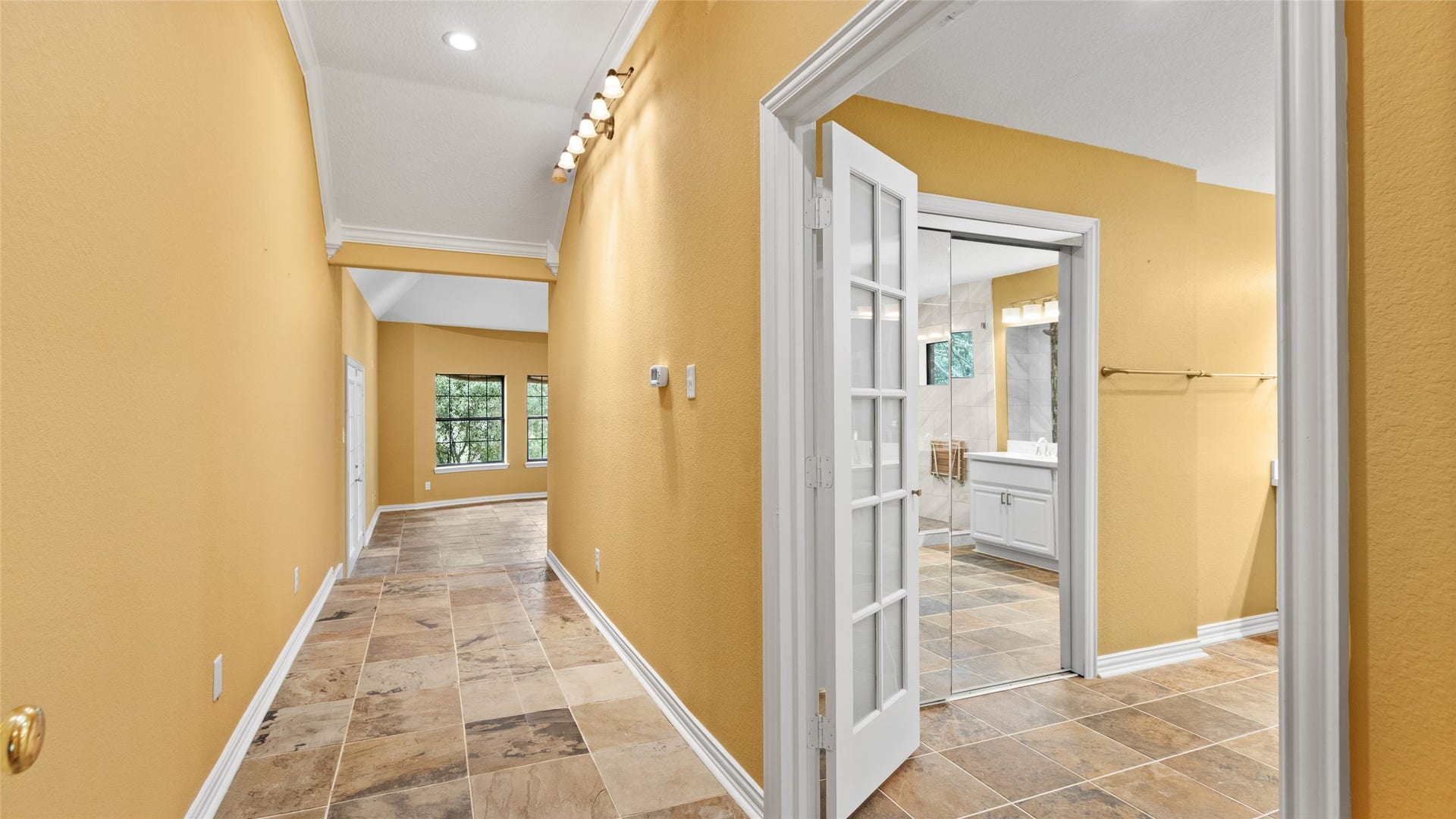 97 Avenue J, Dickinson, TX 77539 The primary suite is amazing!