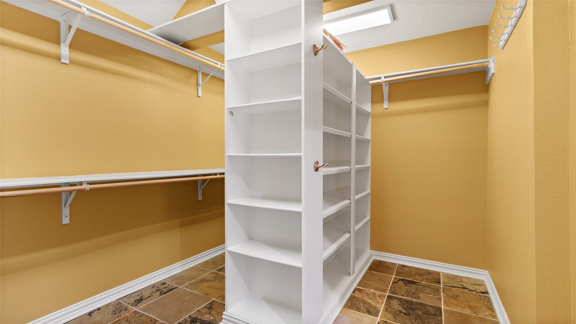 97 Avenue J, Dickinson, TX 77539 Primary closet is a dream come true!