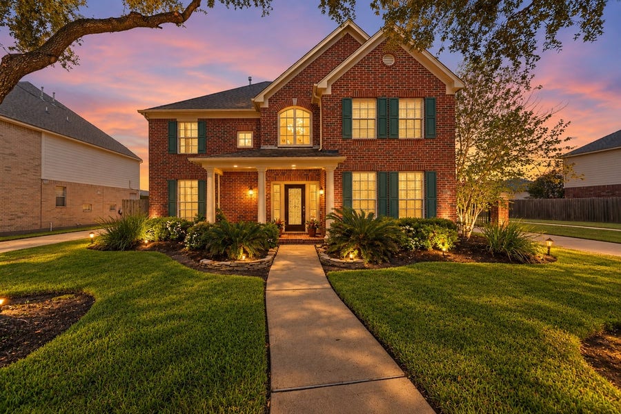 Property photo for 8323 Gentlewood Court, Houston, TX