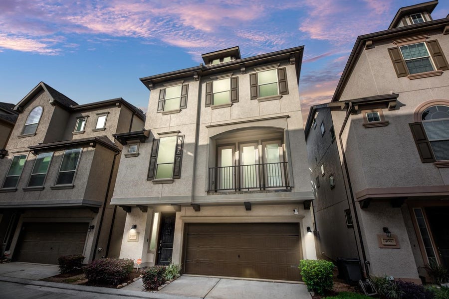 Property photo for 458 N Live Oak Street, Houston, TX