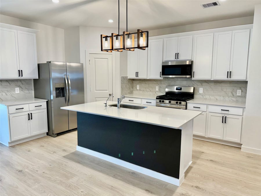 Property photo for 30406 Canterbury Fields Drive, Fulshear, TX