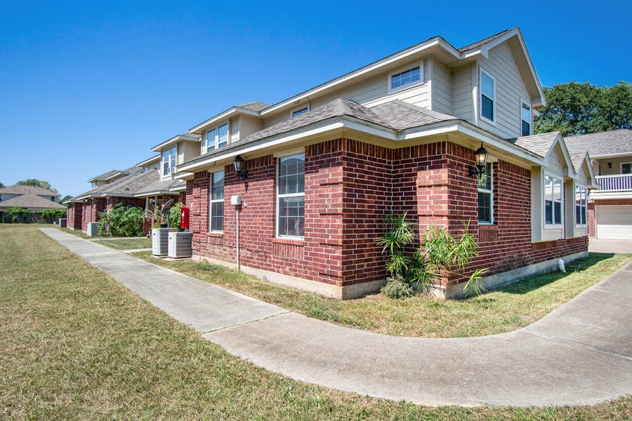 Property photo for 1207 Lovett Street, #1207, Tomball, TX