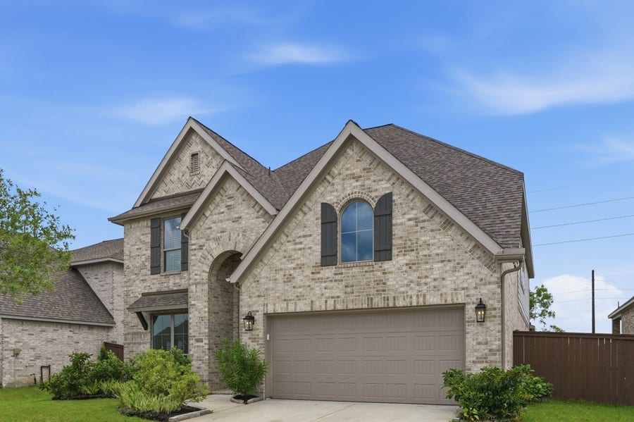 Property photo for 9930 Magnolia Estates Lane, Manvel, TX