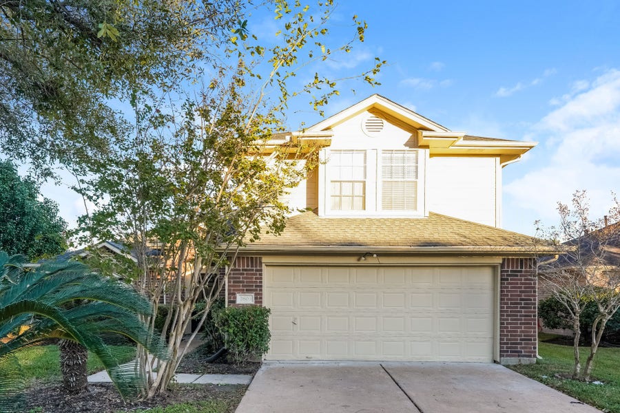 Property photo for 2803 Green Hollow Court, Missouri City, TX