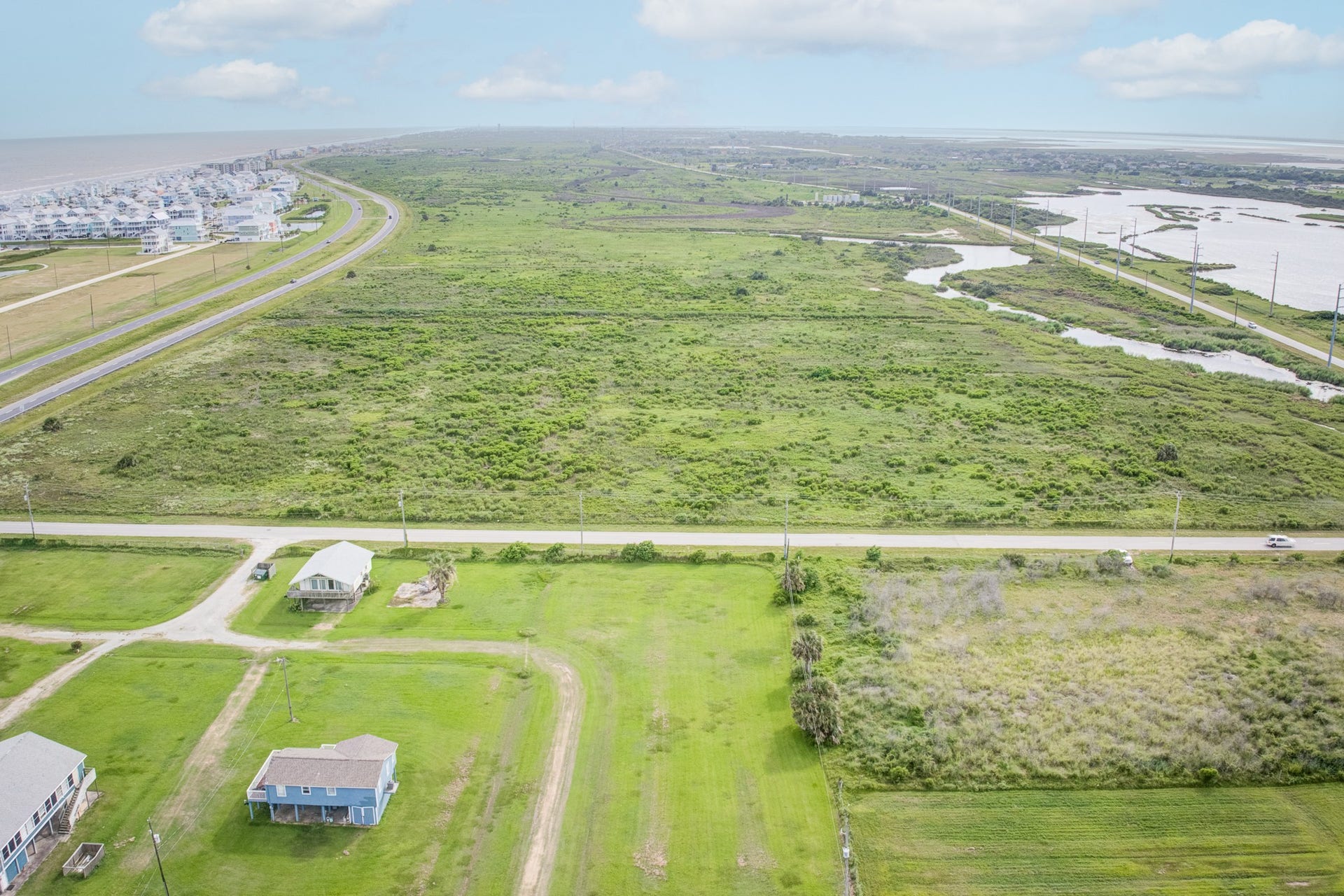 0 N Gafftoppers, Galveston, TX 77554