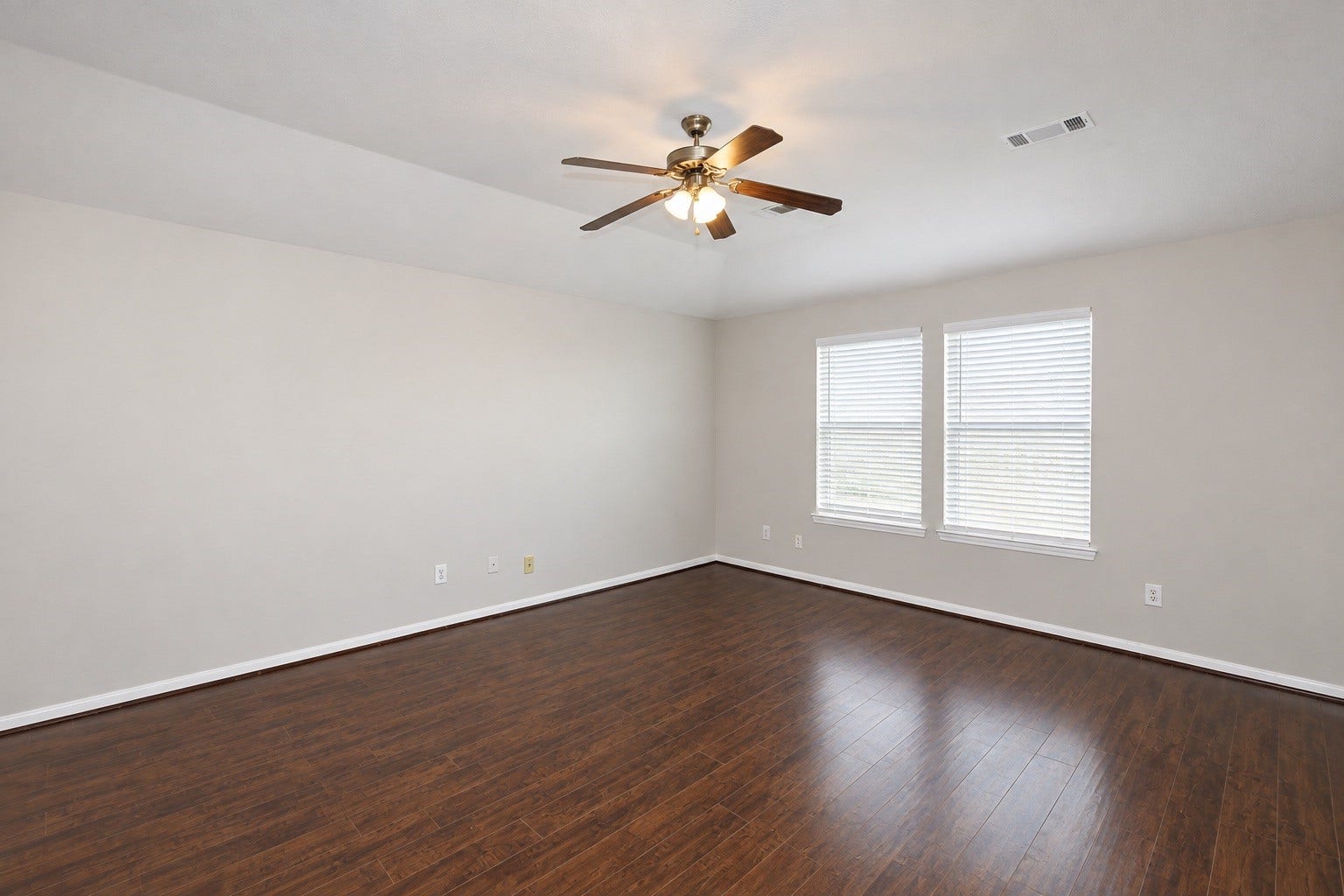 3111 Stratford Bend Drive, Sugar Land, TX 77498 Primary Bedroom