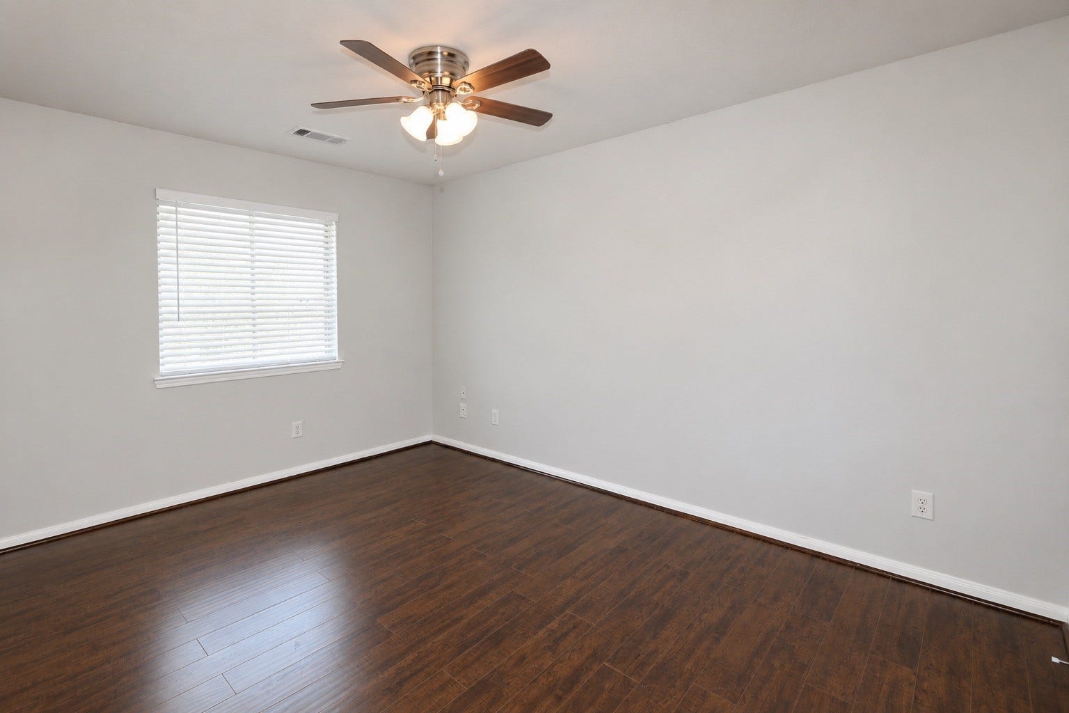 3111 Stratford Bend Drive, Sugar Land, TX 77498 Second Bedroom