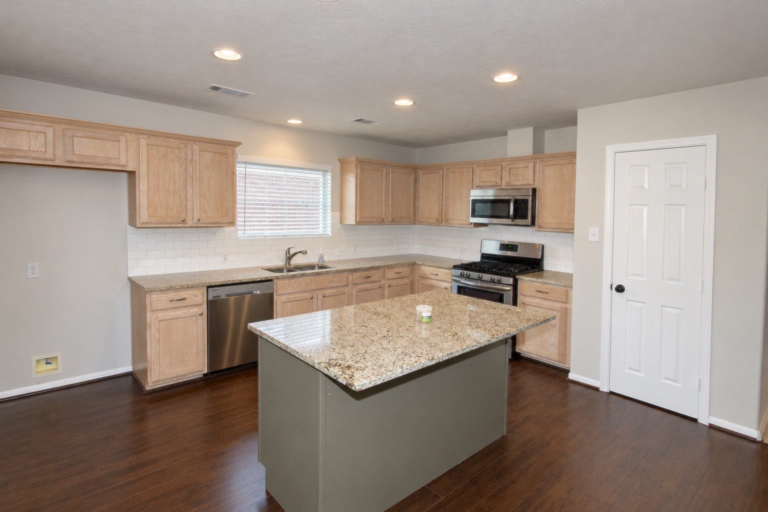 3111 Stratford Bend Drive, Sugar Land, TX 77498 Open concept Dining and Living room view