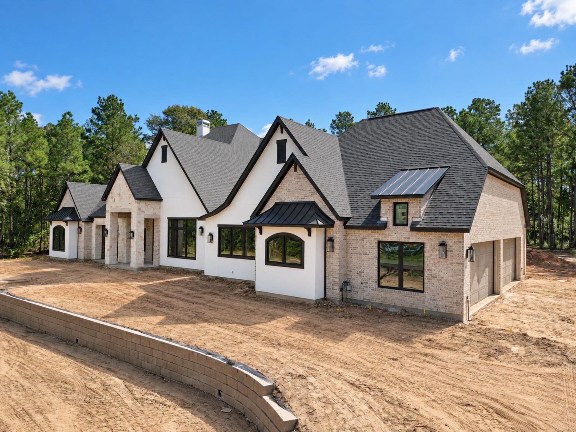 25083 Chisos Bend, Montgomery, TX 77316 From corbels under roof eaves for detail to the oversized 4 car garage