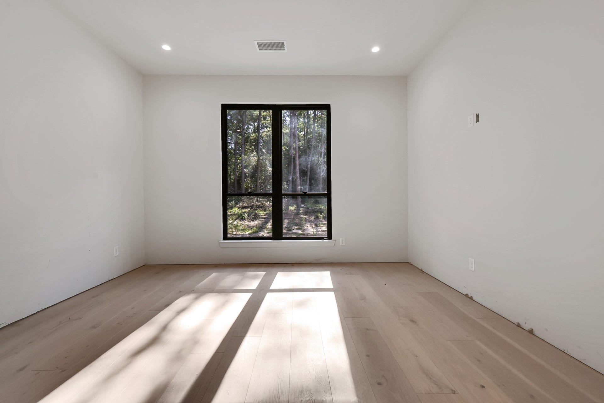 25083 Chisos Bend, Montgomery, TX 77316 View of bedroom 4 overlooking the backyard