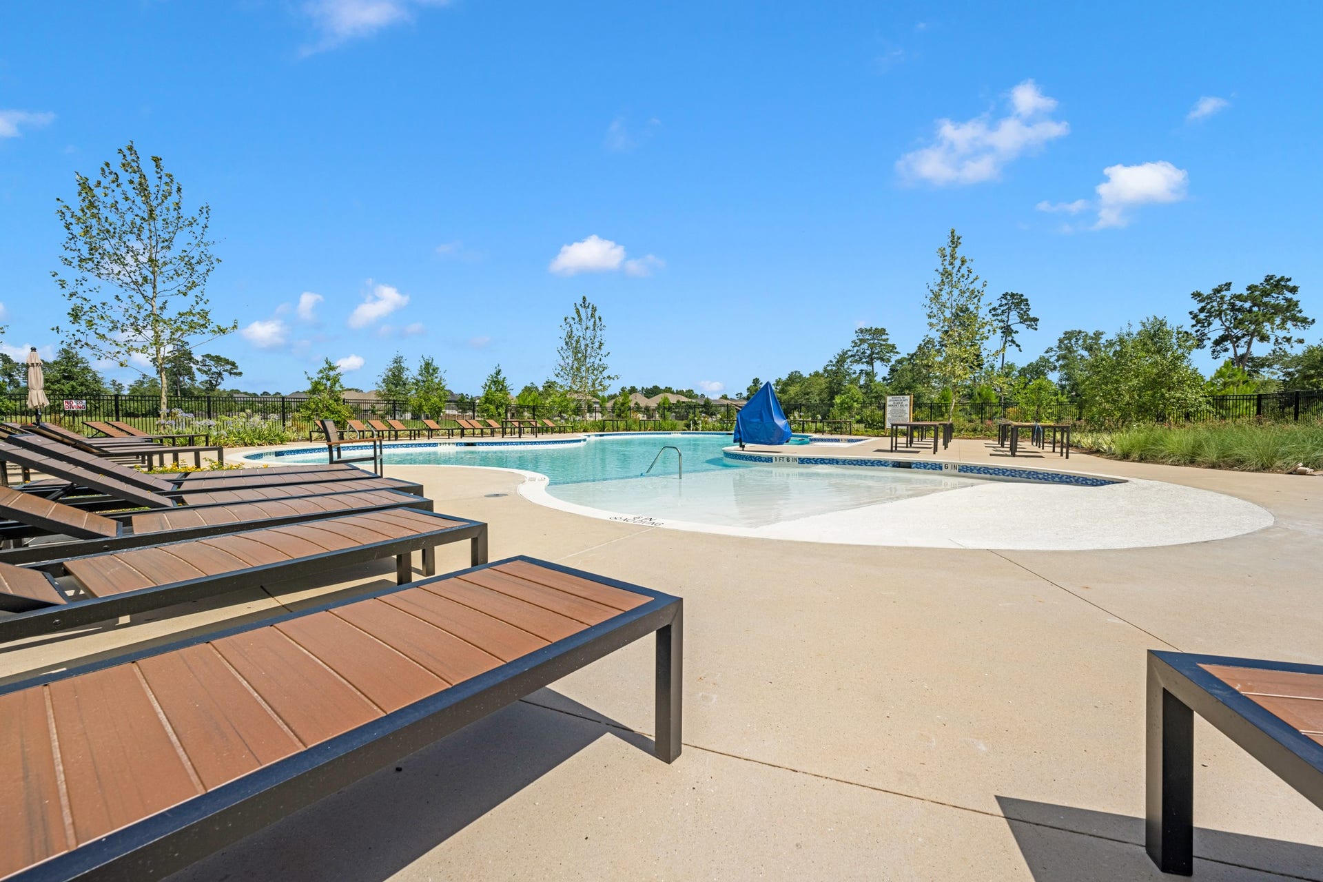 2104 Golden Spruce Lane, Conroe, TX 77301 2104 Golden Spruce Lane, Conroe, TX 77301