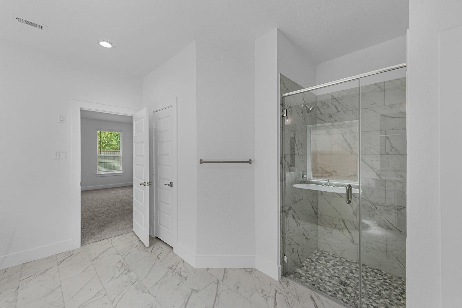 2104 Golden Spruce Lane, Conroe, TX 77301 2104 Golden Spruce Lane, Conroe, TX 77301