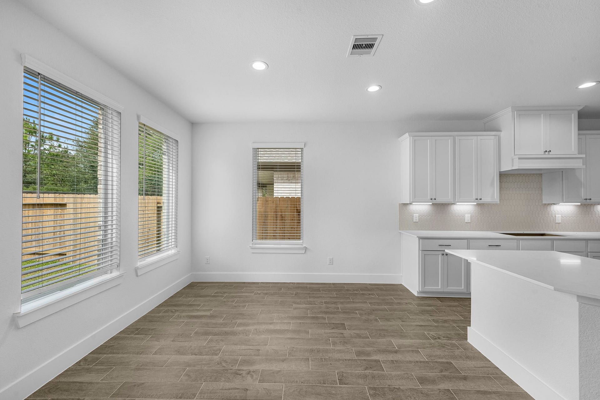 2104 Golden Spruce Lane, Conroe, TX 77301 2104 Golden Spruce Lane, Conroe, TX 77301