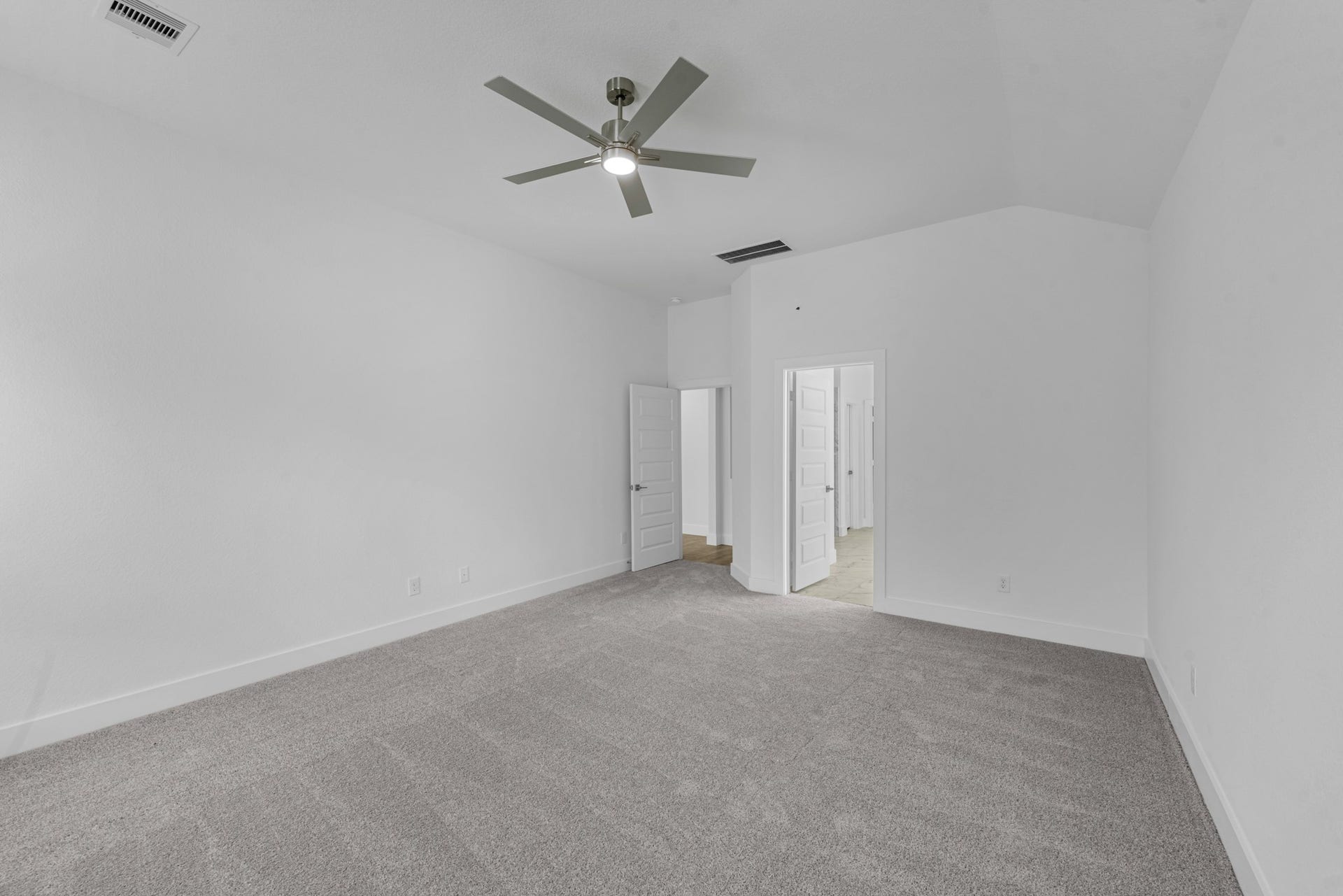 2104 Golden Spruce Lane, Conroe, TX 77301 2104 Golden Spruce Lane, Conroe, TX 77301