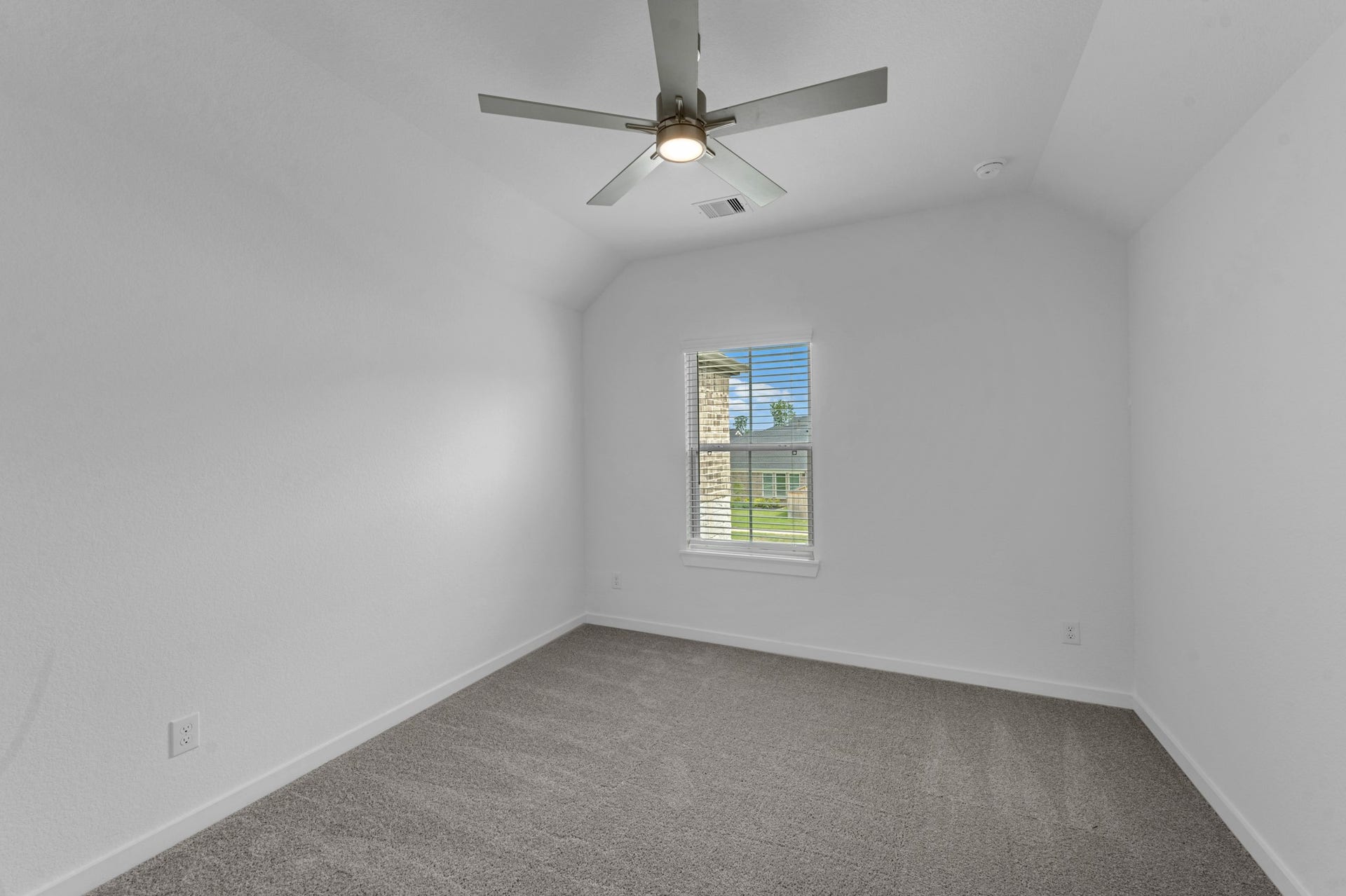 2104 Golden Spruce Lane, Conroe, TX 77301 2104 Golden Spruce Lane, Conroe, TX 77301