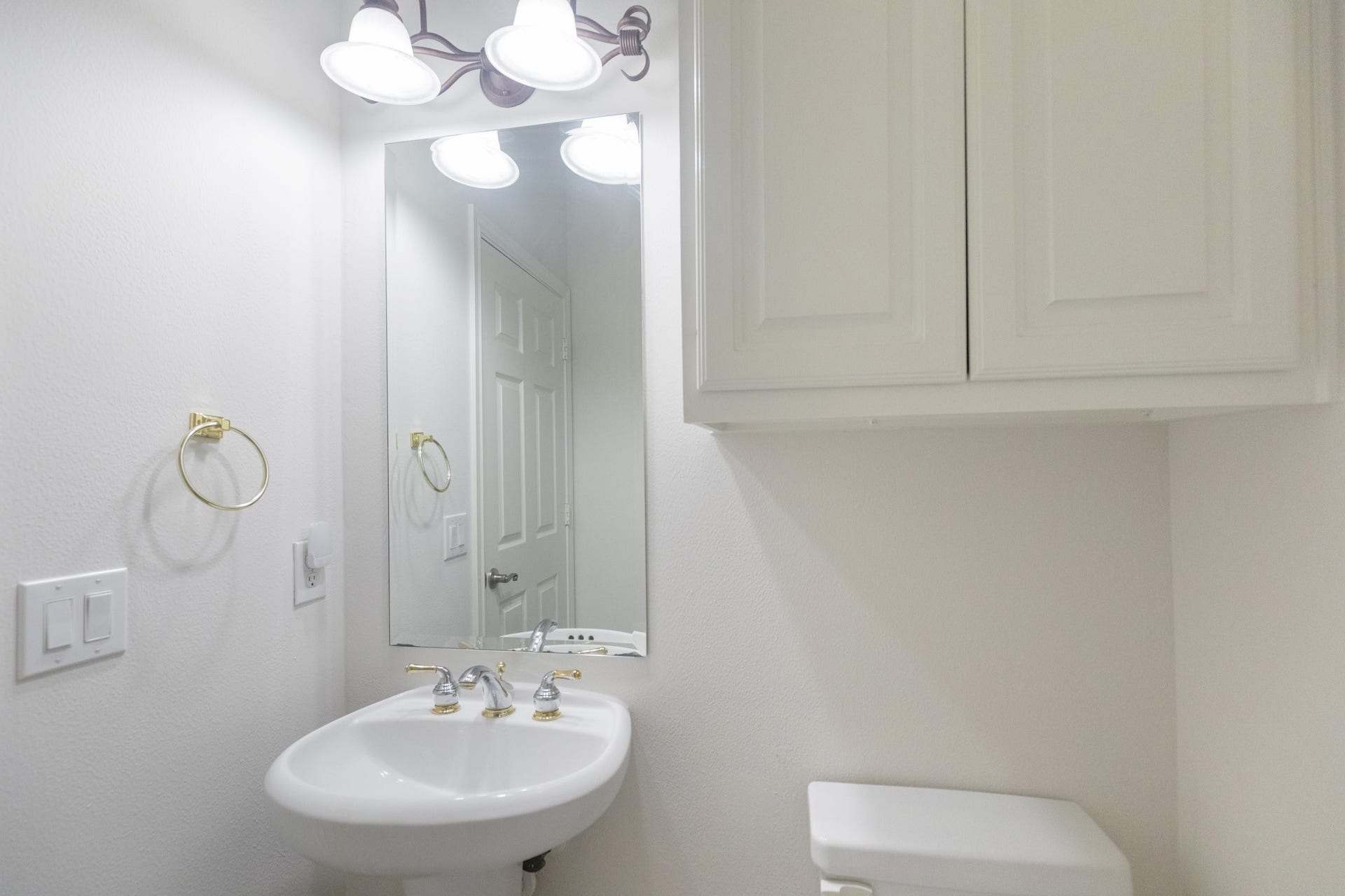 3307 Mcmahon Way, Missouri City, TX 77459 Extra guests bathroom
