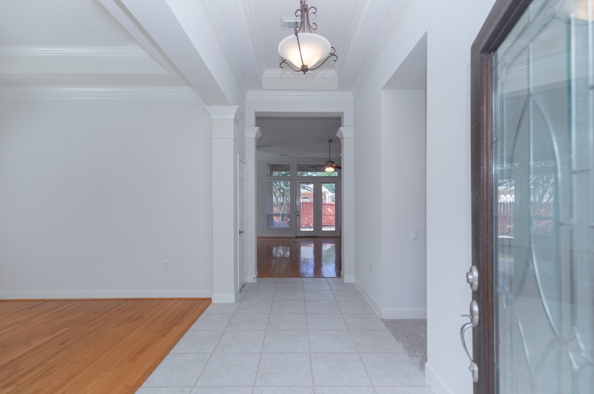 3307 Mcmahon Way, Missouri City, TX 77459 Neighborhood most popular floor plan with decent sized 2496 sqft, 3 bedroom, one study room/ home office, and 2 full bathrooms, one half guest bathroom