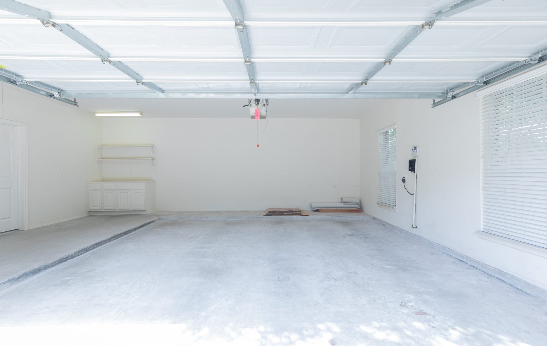 3307 Mcmahon Way, Missouri City, TX 77459 Extra storage spce in 2 car garage; 8 feet wide extension, and cabinet on 4 feet long extension.