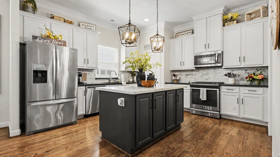 Property photo for 1026 W 24th Street, Houston, TX