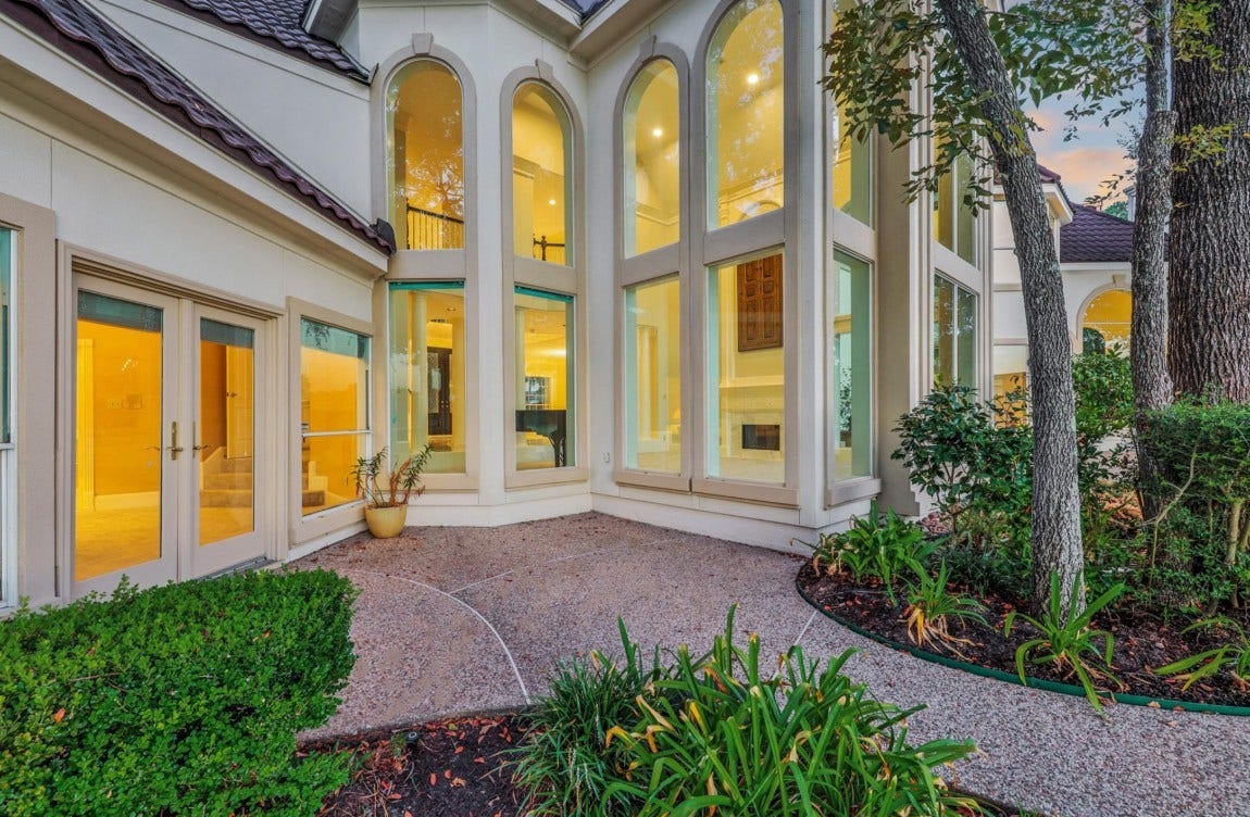 35 W Isle Place, The Woodlands, TX 77381 35 W Isle Place, The Woodlands, TX 77381