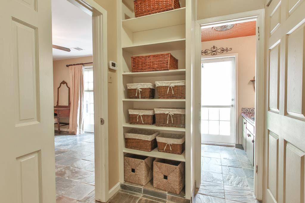 5402 Imogene Street, Houston, TX 77096 Entrance into bathroom