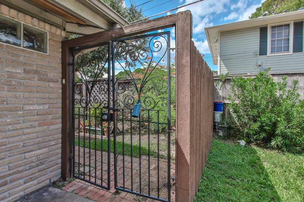 5402 Imogene Street, Houston, TX 77096 Private entrance to apartment.