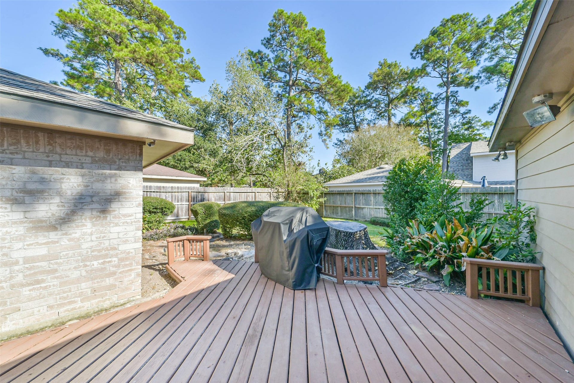 3802 Glenwood Springs Drive, Houston, TX 77345 3802 Glenwood Springs Drive, Houston, TX 77345