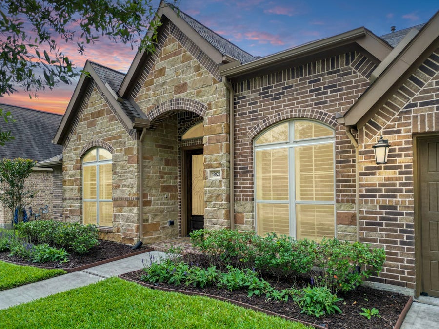 Property photo for 18828 Collins View Drive, New Caney, TX