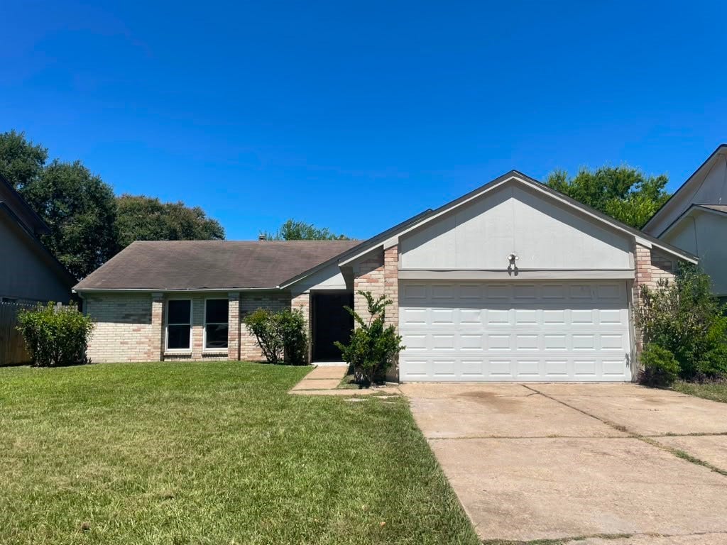 3826 Manordale Drive, Houston, TX 77082 3826 Manordale Drive, Houston, TX 77082