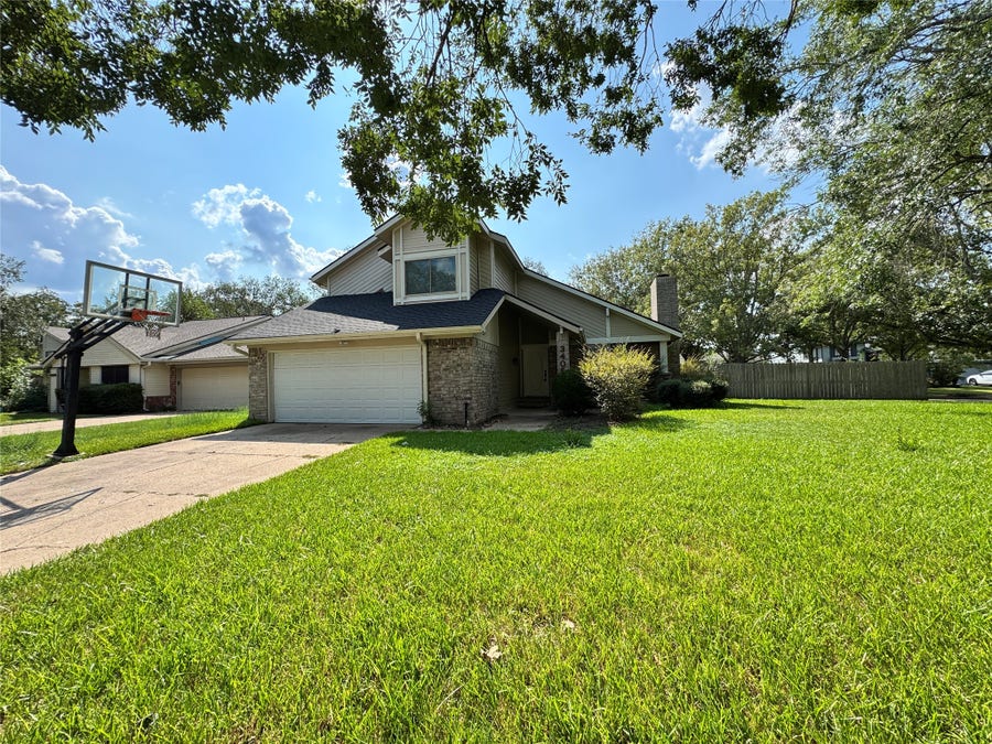 Property photo for 3406 Swift Creek Court, Sugar Land, TX