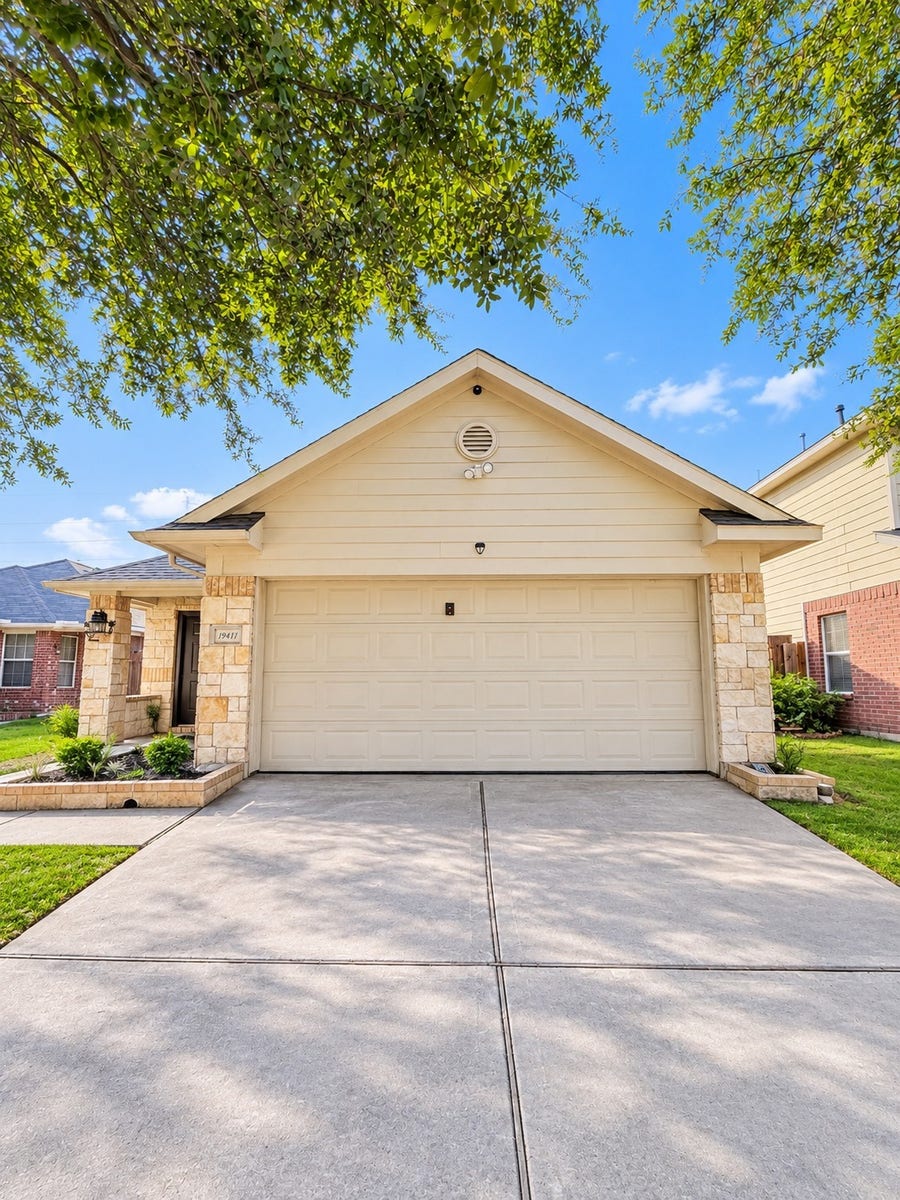 Property photo for 19411 Kingston Green Lane, Houston, TX