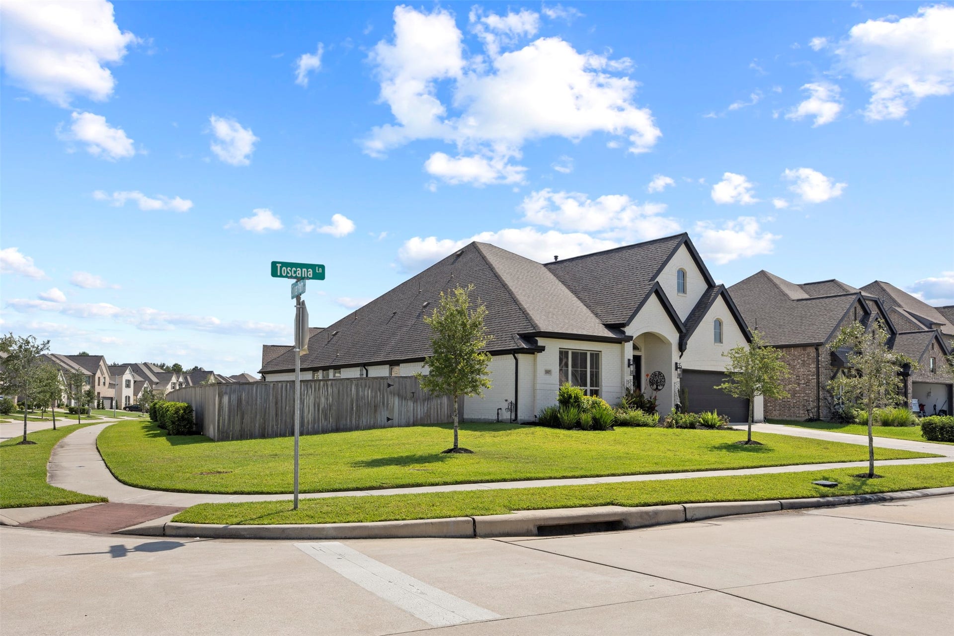 18907 Toscana Lane, New Caney, TX 77357